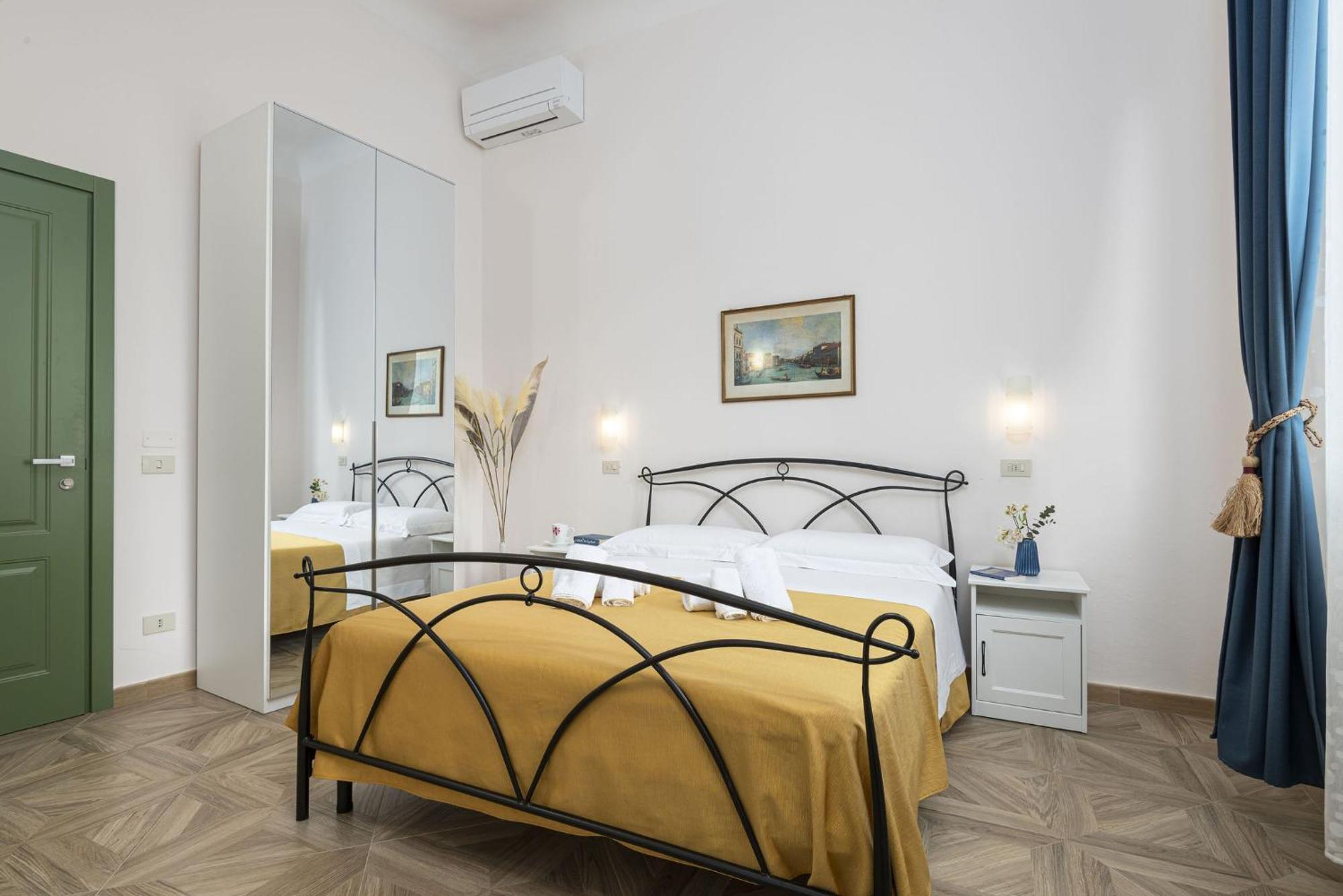 Cadorna Rooms In Firenze Bagian luar foto